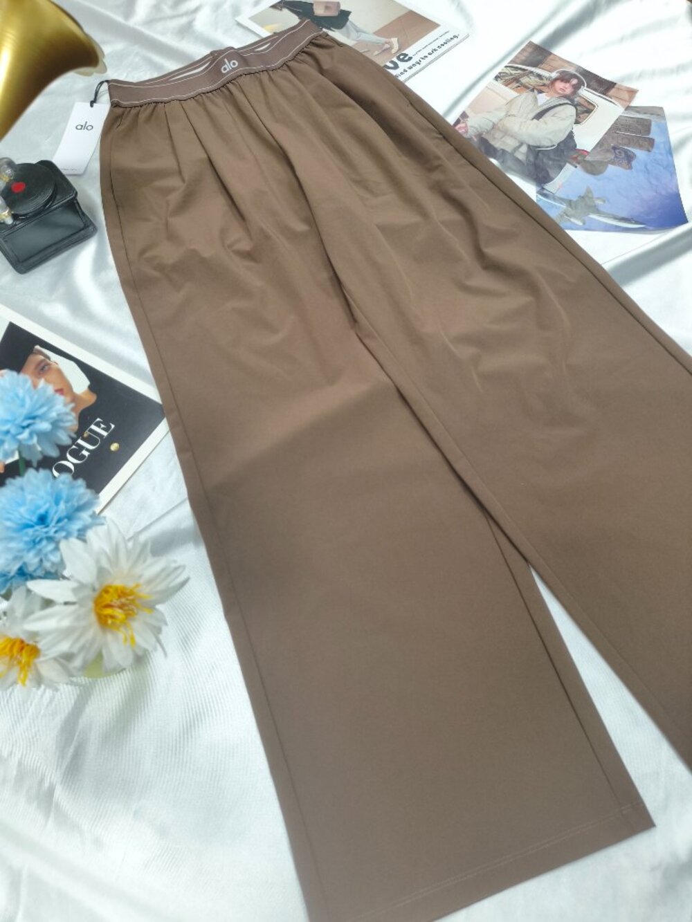 Alo Yoga Espresso Suit Trouser XS/S🌲Minimalist Luxury Style🐾Regular 30" Inseam